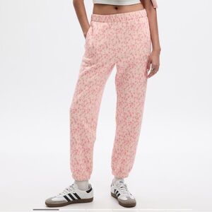 NWT LoveShackFancy x Gap Floral Joggers